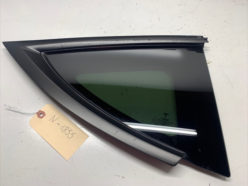 20-23 TESLA MODEL Y REAR RIGHT PASSENGER RH SIDE QUARTER GLASS WINDOW 1855 B65