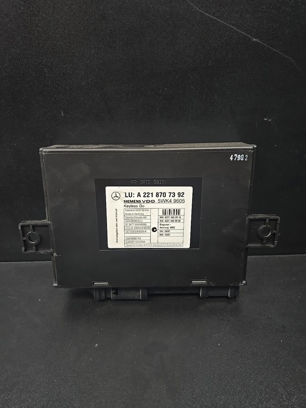 07-13 Mercedes W221 S550 S400 Rear Right or Left Side Door Control Module OEM