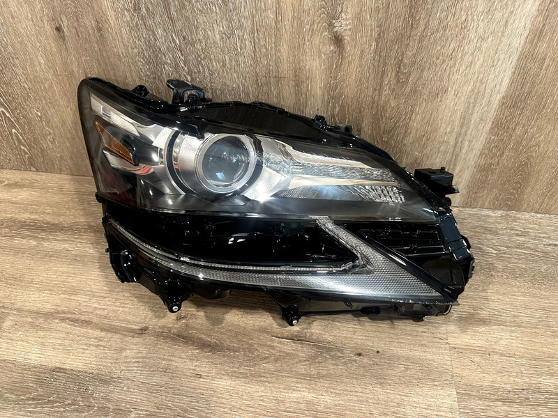 2016-20 LEXUS GS350 RH HEADLIGHT ASSY OEM PART