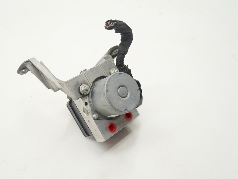 2019-2024 Chevy Camaro SS ABS Anti-Lock Brake Pump Module Control Unit 7k OEM