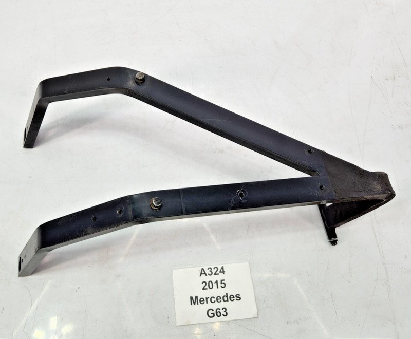 ✅ 06-18 OEM Mercedes W463 G550 G63 AMG Left Driver Side Fuel Tank Mount Bracket