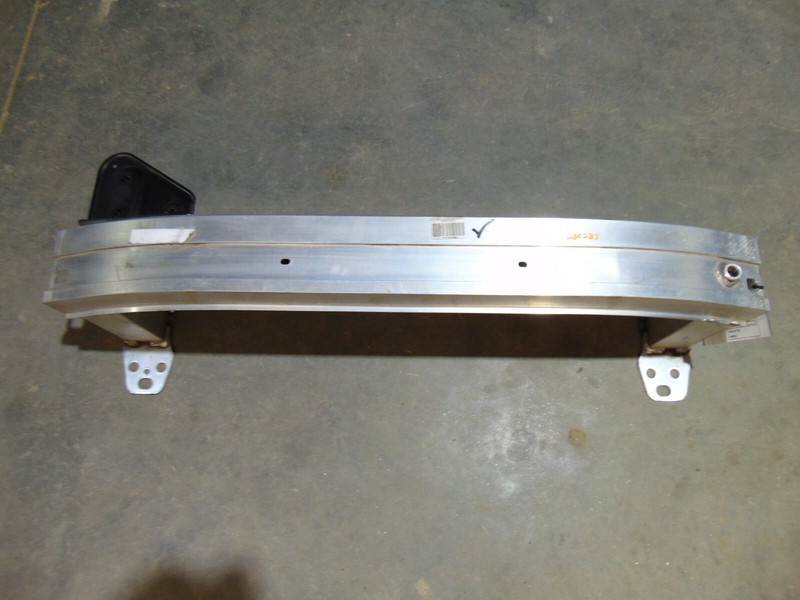 15-18 JEEP RENEGADE Front Bumper Reinforcement Without Tow Hooks 68247223AA