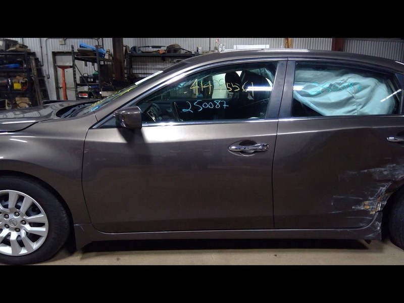 Driver Front Door Electric Sedan Fits 13-18 ALTIMA 1550649