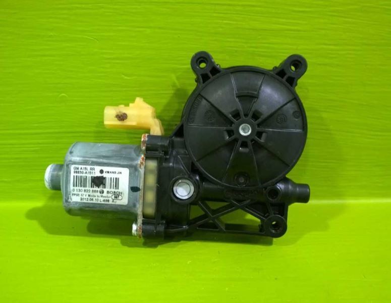 13 14 15 16 17 18 ATS PASSENGER RIGHT REAR WINDOW MOTOR OEM 3666-27