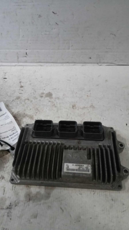 2016 Honda CR-V Engine Control Module ECM 2.4L OEM Silver 100K Miles