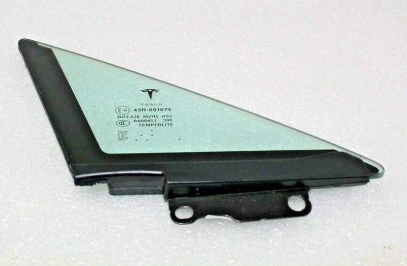 Tesla Model S Front Left Side Corner Triangle Fixed Quarter Glass OEM 43R-001074