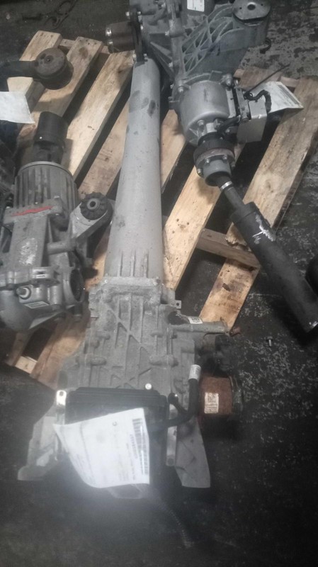 2018 Chevrolet Traverse Differential Carrier Assembly 4WD 3.6L OEM 98K Miles
