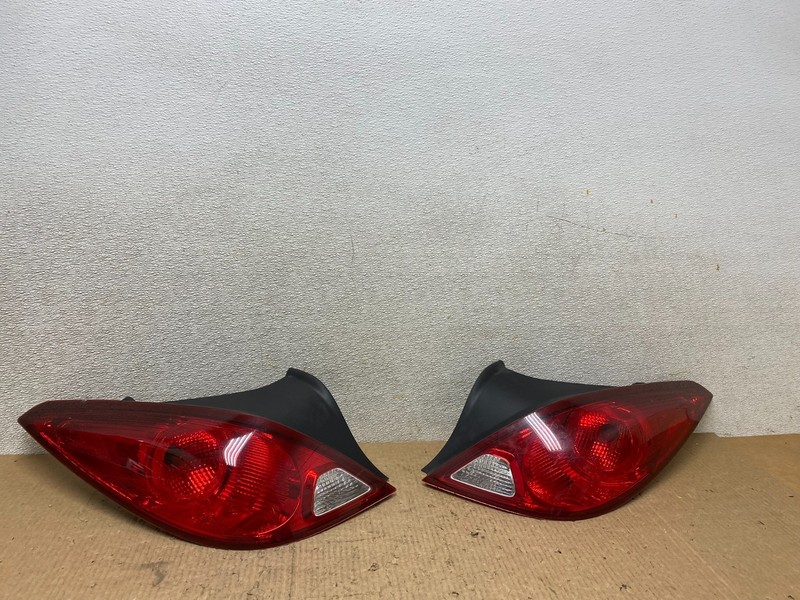 2006 - 2009 Pontiac G6 Coupe Left+Right Side Tail Lights OEM W5471 DW
