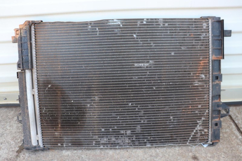 2014-2019 MERCEDES CLA CLASS CLA250 W117 2.0L A/C AC AIR CONDITION CONDENSER OEM