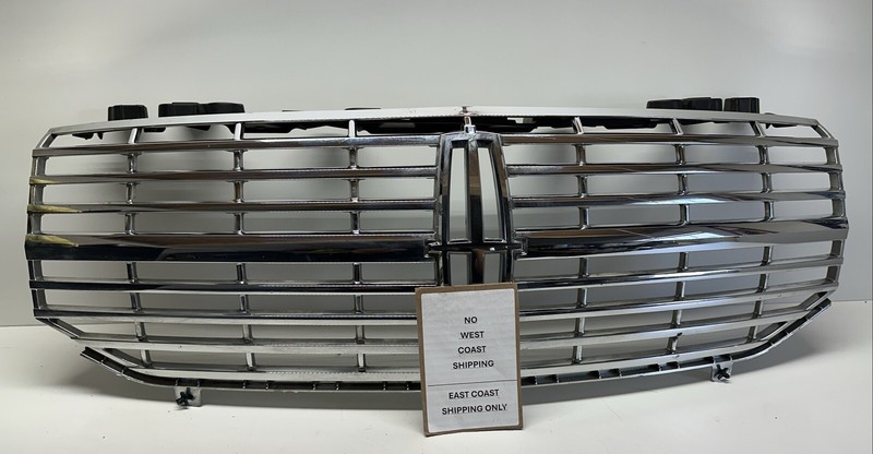 7L748200AA | 2007 - 14 LINCOLN NAVIGATOR FRONT BUMPER COVER UPPER GRILLE OEM