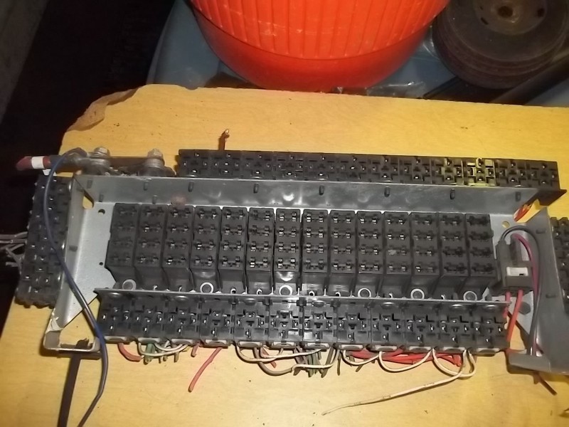 International Fuse Relay Block Assembly Job 325402*FREE SHIPPING*