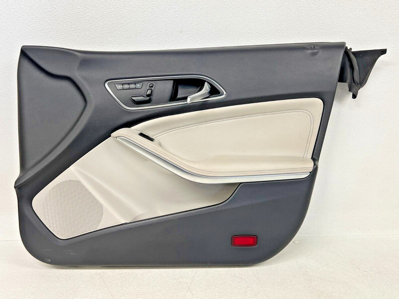⭐2014-2019 MERCEDES BENZ CLA250 FRONT RIGHT INTERIOR DOOR TRIM PANEL OEM LOT2463