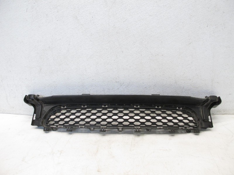 16-20 JAGUAR X260 XF BUMPER FRONT LOWER GRILLE TRIM CENTER OEM 041725