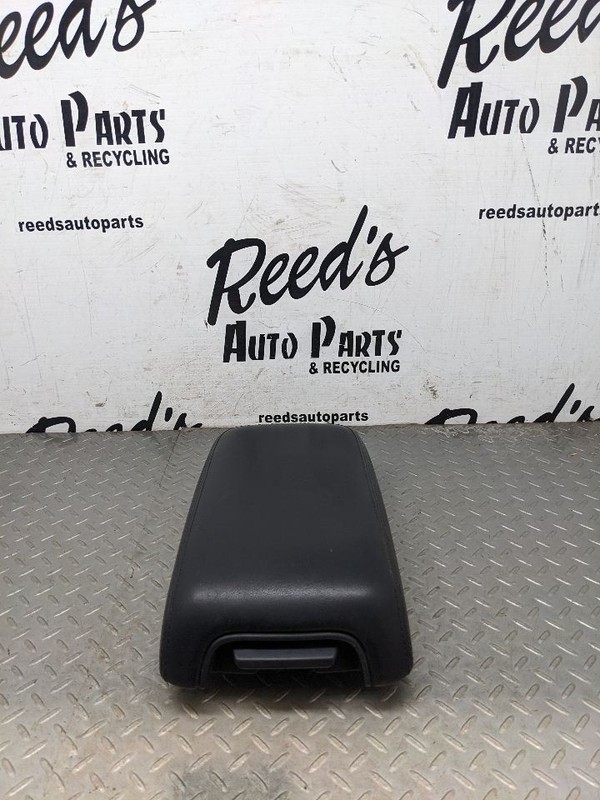 12-14 300 Console Front Console Lid Black Leather Armrest OEM 1173440