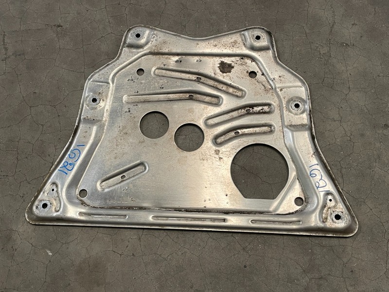15 16 17 18 BMW X5 M F85 Lower Engine Reinforcement Shield Skid Plate 1621 OEM