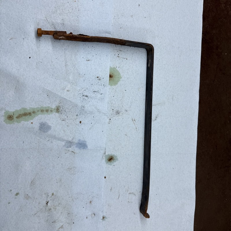 1996 Cushman TrucksterDaihatsu 327 Engine 898632B gas tank stay bracket