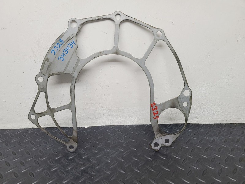 06-08 Suzuki Grand Vitara Rear Engine Plate OEM 11311-66J00