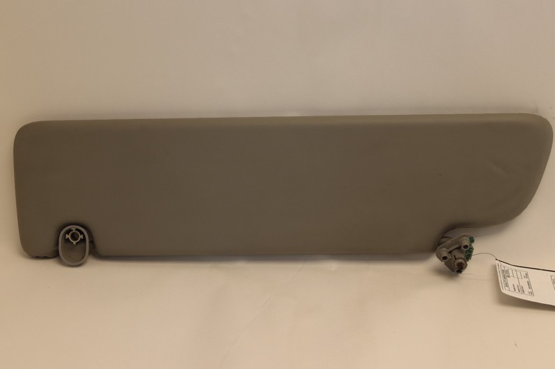 2013-2022 KENWORTH T680 UPPER RIGHT PASSENGER SIDE SUN VISOR SHADE OEM