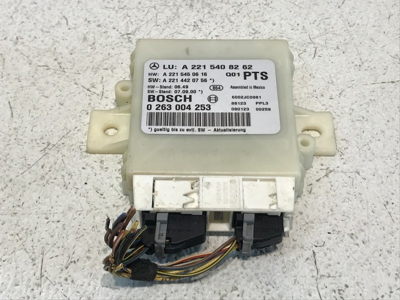 08-13 Mercedes W221 S550 Rear Parking Parktronic Control Module Unit OEM
