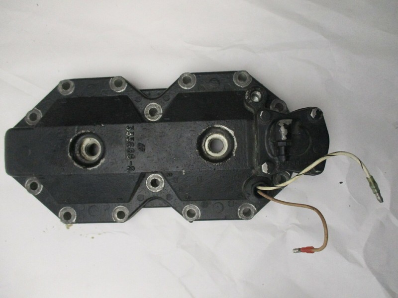 0398818 0436008 0438525 OMC Evinrude Johnson Outboard 140 HP Cylinder Head