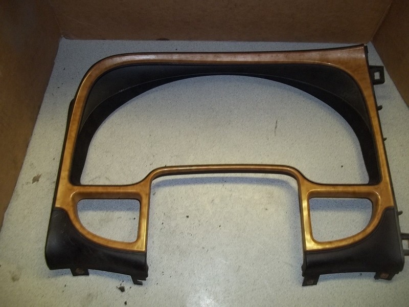 International Navistar Woodgrain Dash Panel Bezel 16898868 *FREE SHIPPING*