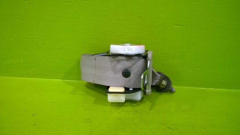 99-02 INFINITI G20 T 2.0L AT DRIVER LEFT REAR SEAT BELT RETRACTOR OEM 2666-80