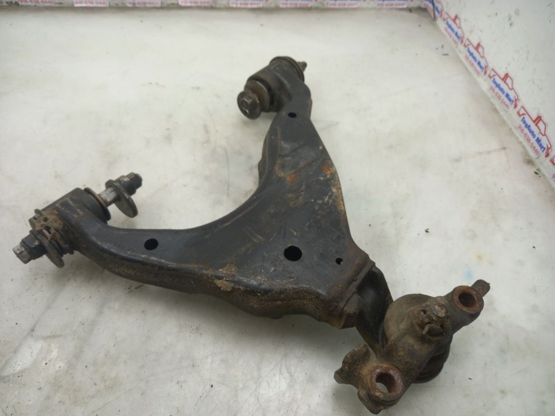 07 08 09 TOYOTA FJ CRUISER FRONT PASSENGER RIGHT LOWER CONTROL ARM