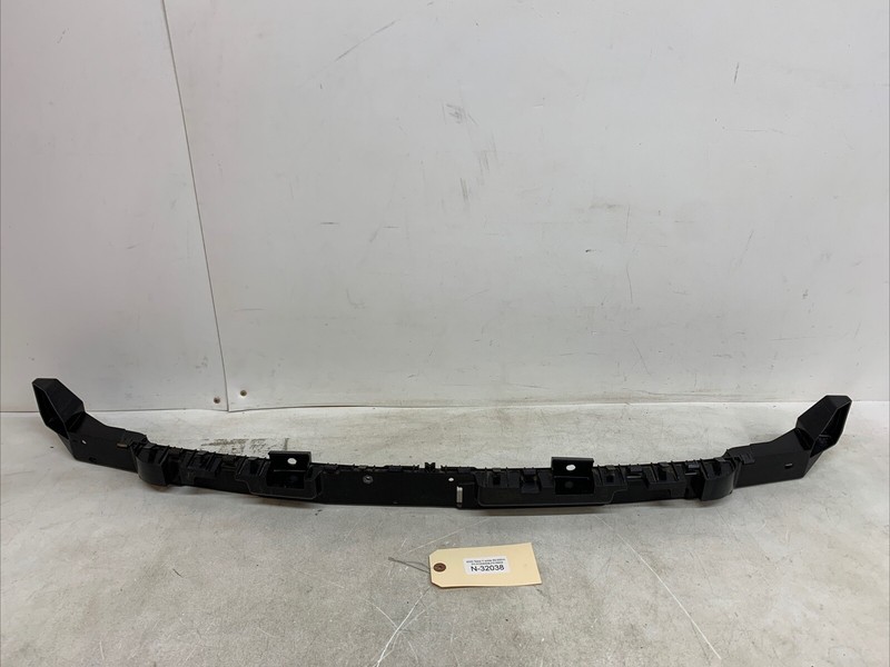 ⚡️TESLA Y REAR BUMPER CENTER MOUNT SUPPORT BRACKET 1494045-00-E 32038 M6