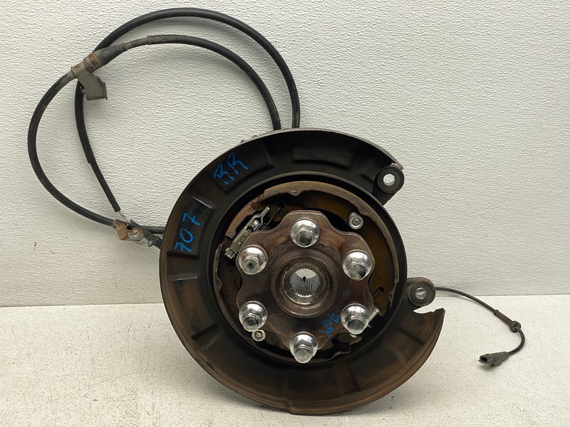 11-17 INFINITI QX80 REAR RIGHT PASS SPINDLE KNUCKLE WHEEL HUB RWD OEM LOT707