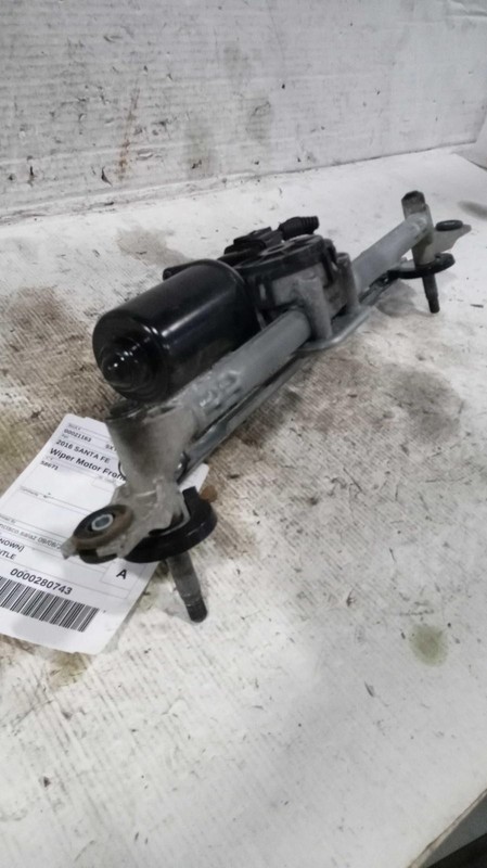 2016 Hyundai Santa Fe Wiper Motor OEM 981102W000 Silver 120k Miles