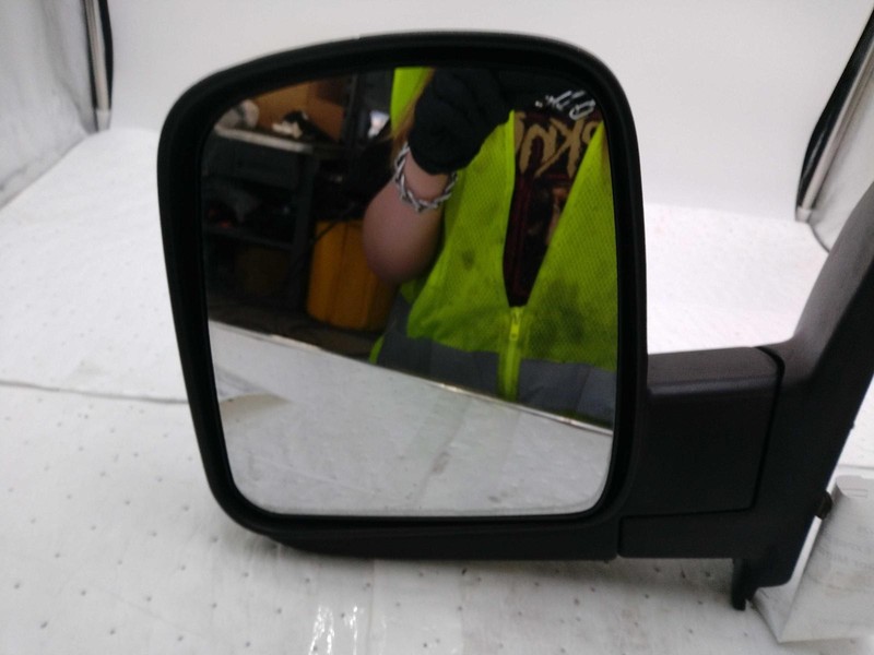 2003 Chevrolet Express 1500 Left Door Mirror Assembly White OEM 547908