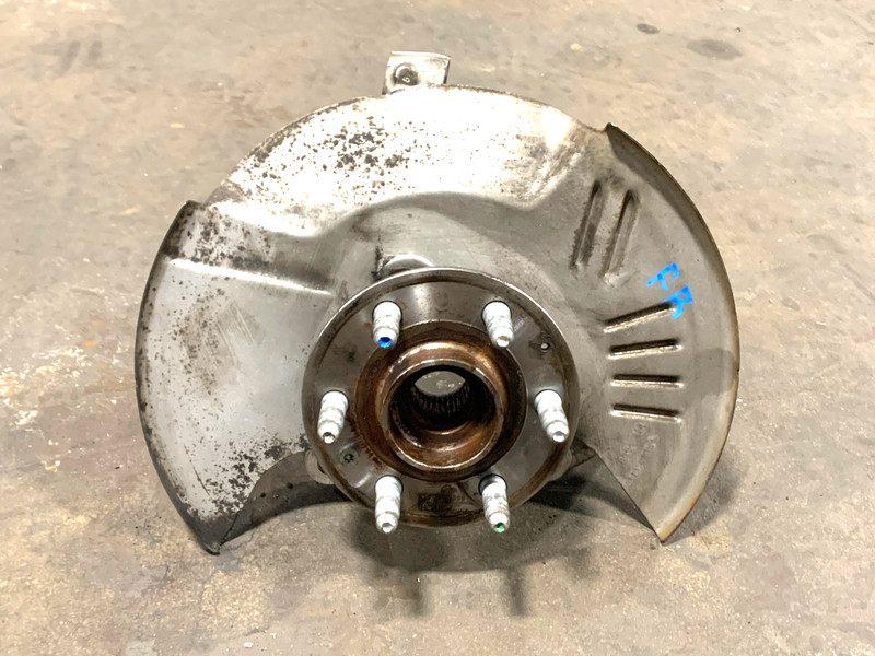 2018-2021 BUICK ENCLAVE FRONT RIGHT PASS SIDE SPINDLE KNUCKLE HUB OEM #A0.25