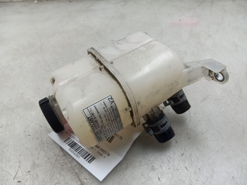 10-11 TOYOTA PRIUS 1.8L FWD AT INVERTER COOLANT RESERVOIR