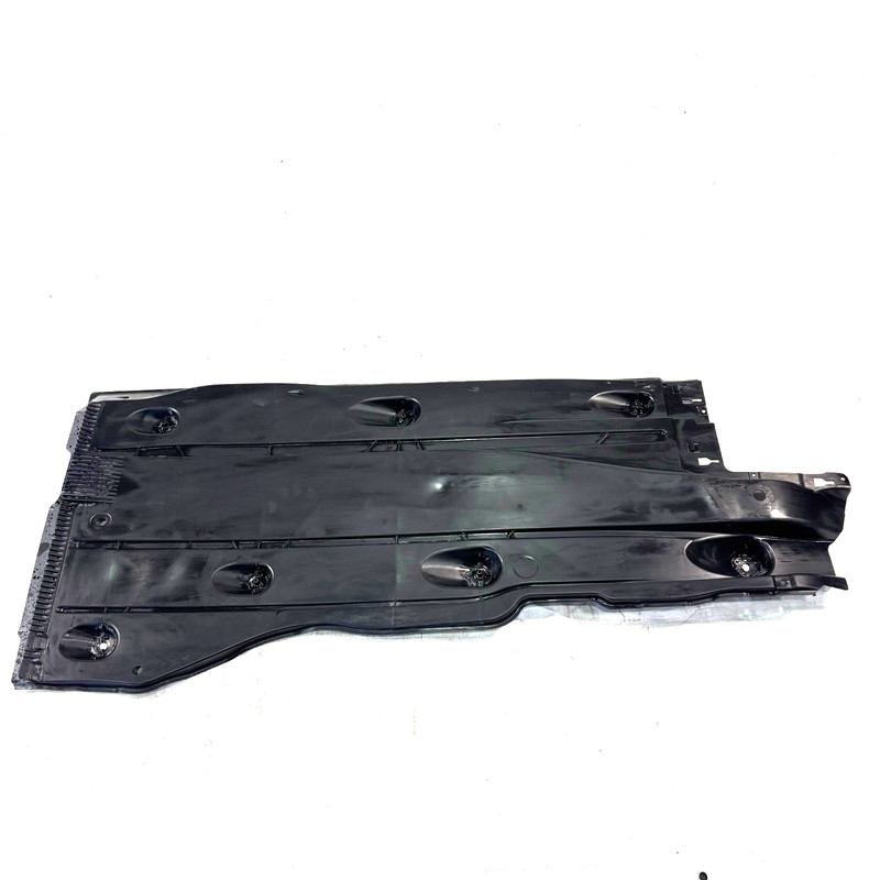 📌 2015 - 2020 AUDI A3 QUATTRO RIGHT FRONT UNDERBODY LINER 5Q0825202 OEM