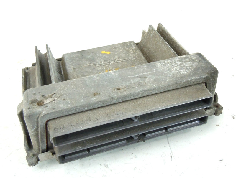 2001 2002 Chevrolet Silverado 1500 Engine Control Module OEM 12200411