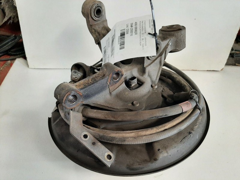 04 05 06 LEXUS RX330 REAR PASSENGER RIGHT KNUCKLE STUB