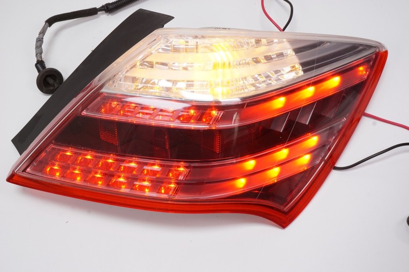 ACURA RL Right RH Tail Light Tail Lamp Backup Lamp OEM 2009 - 2012