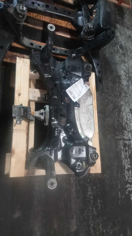2019 Hyundai KONA Frame Crossmember OEM 62405J9050 Grey 57K Miles 4WD