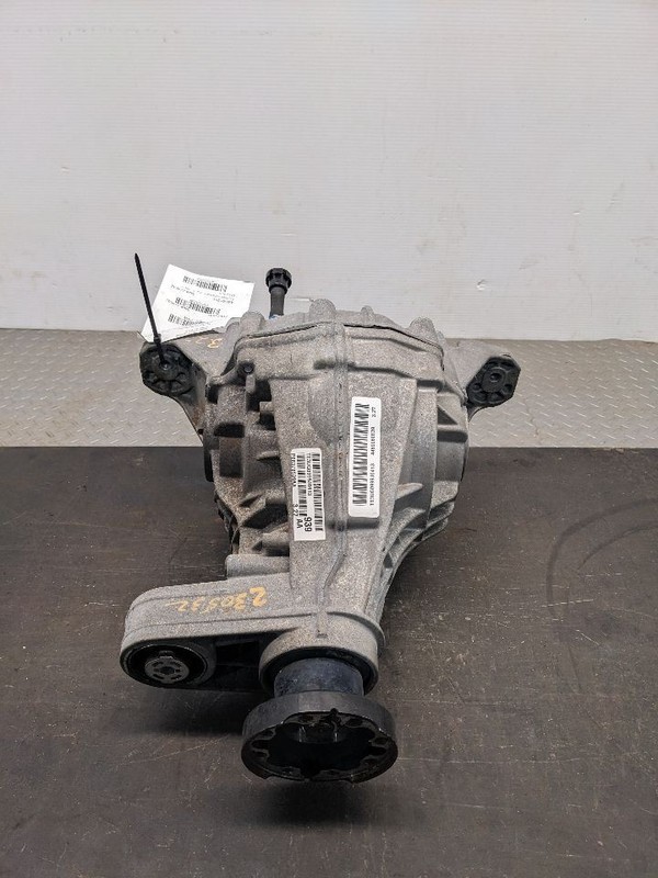 Carrier Rear 230mm Ring Gear 9.06'' 3.6L Fits 16-20 DURANGO 1121839