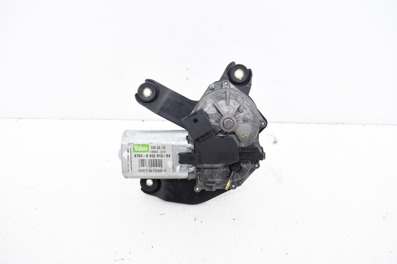 2005 Mini Cooper S Trico Rear Wiper Motor Assembly OEM 7036154 KW76
