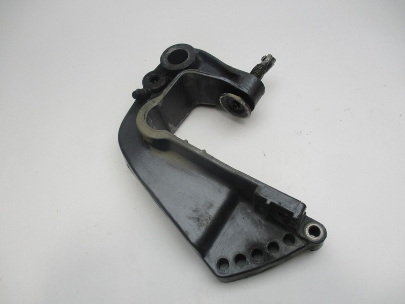 1484-8246M Mariner Yamaha 20-30 Hp Outboard Starboard Transom Clamp Bracket