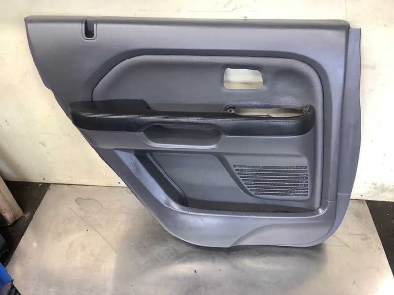 03-05 Pilot Left driver side rear door trim panel gray color w leather used OEM