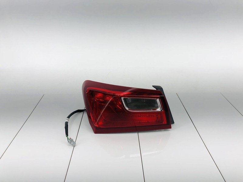 16-23 CHEVROLET MALIBU REAR LEFT DRIVER SIDE OUTER TAIL LIGHT BRAKE LAMP OEM #1