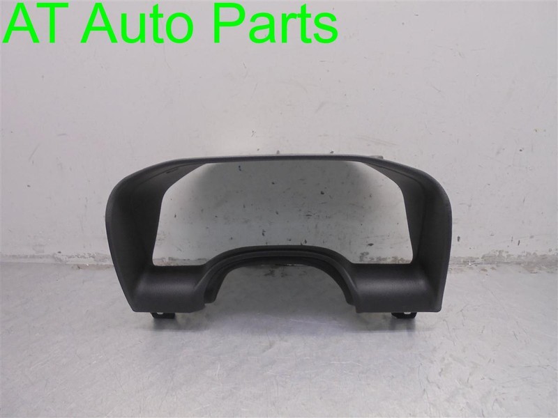 2004 GMC ENVOY CLUSTER BEZEL BLACK OEM
