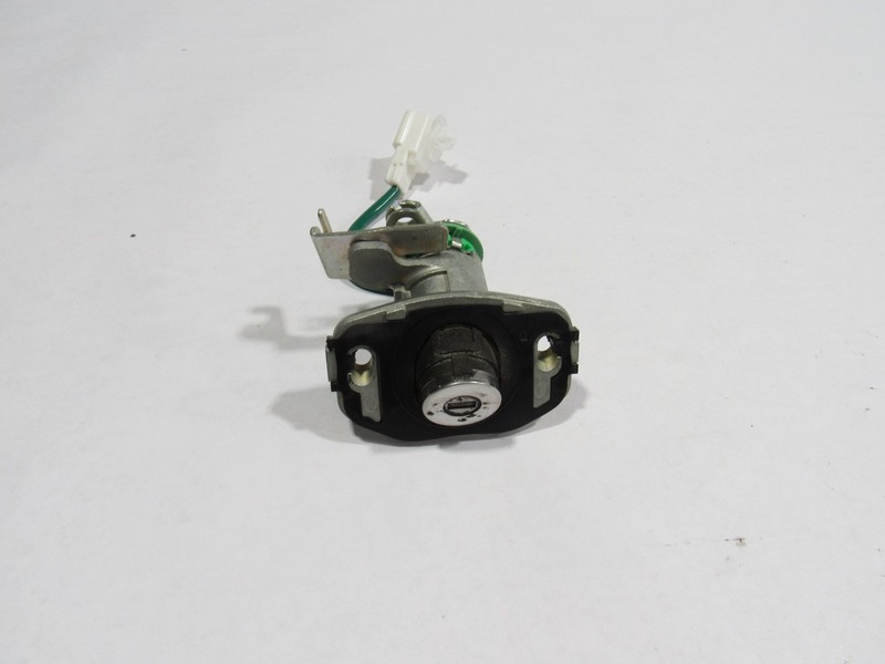 13-18 Lexus ES300H 2015 Rear Trunk Lid Lock Latch Cylinder :Y