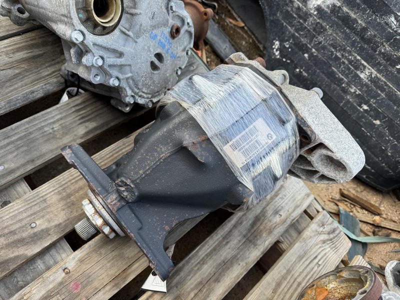2014-2018 BMW X5 G05 3.0L AWD REAR CARRIER DIFFERENTIAL DIFF ASSEMBLY