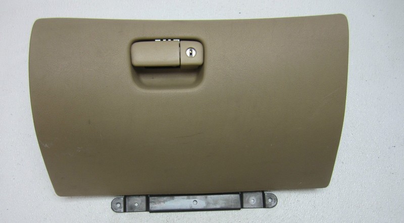 GLOVE BOX DOOR HANDLE DASH COMPARTMENT LATCH INTERIOR TAN fits 99-04 DIAMANTE