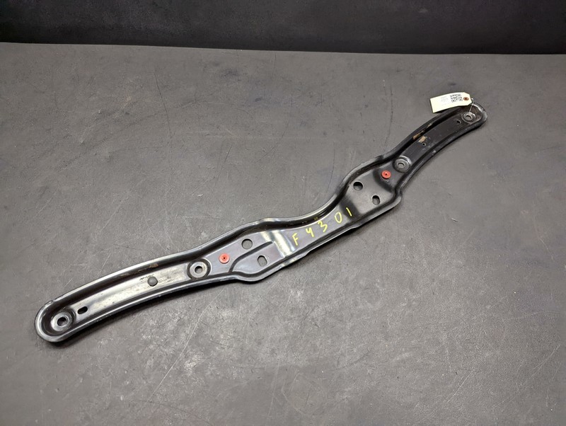 Front Cross Member Strut Brace 2018 Ford Escape CV6Z-7810684-A 2013-2017 2019