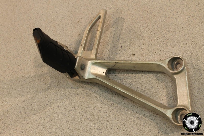 2011 Honda Cbr250rRight Rear Back Passenger Peg CBR 11
