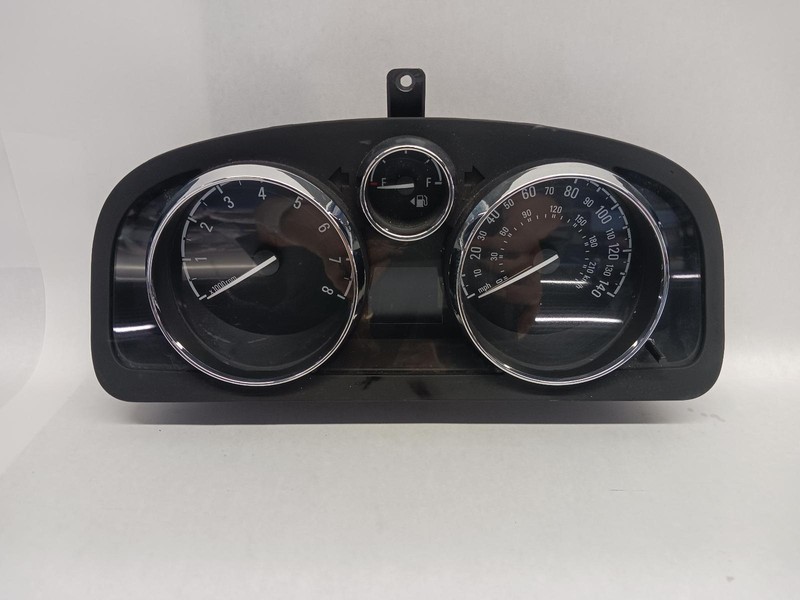 14-'15 CHEVROLET CAPTIVA SPORT Speedometer 57k miles OEM